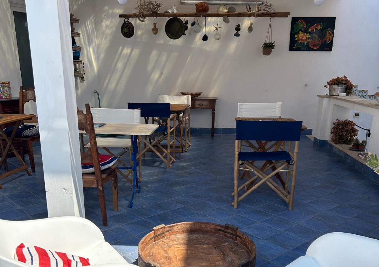 A' Bitta Bed & Breakfast Favignana Bagian luar foto